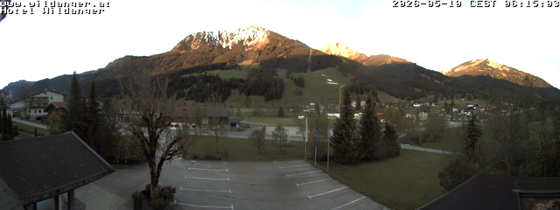 Archiv Foto Webcam Hotel Wildanger - Zöblen