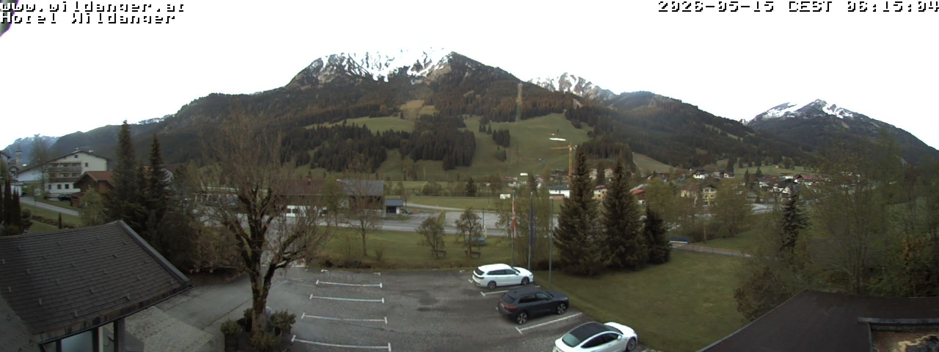 Archived image Webcam Hotel Wildanger - Zöblen