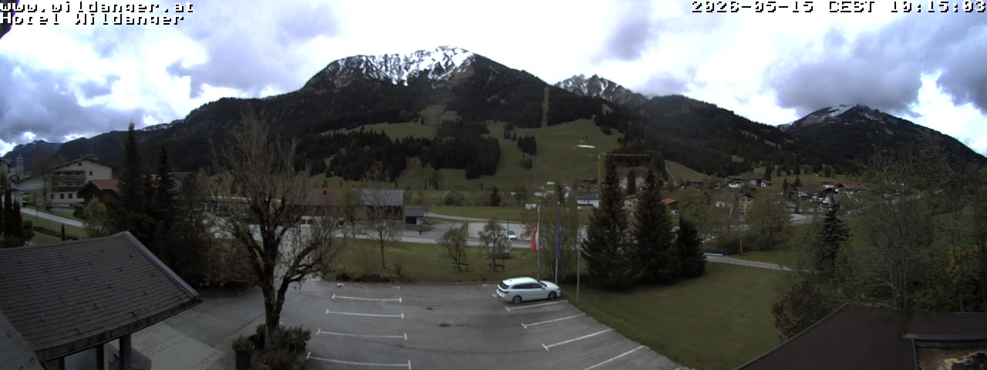 Archived image Webcam Hotel Wildanger - Zöblen