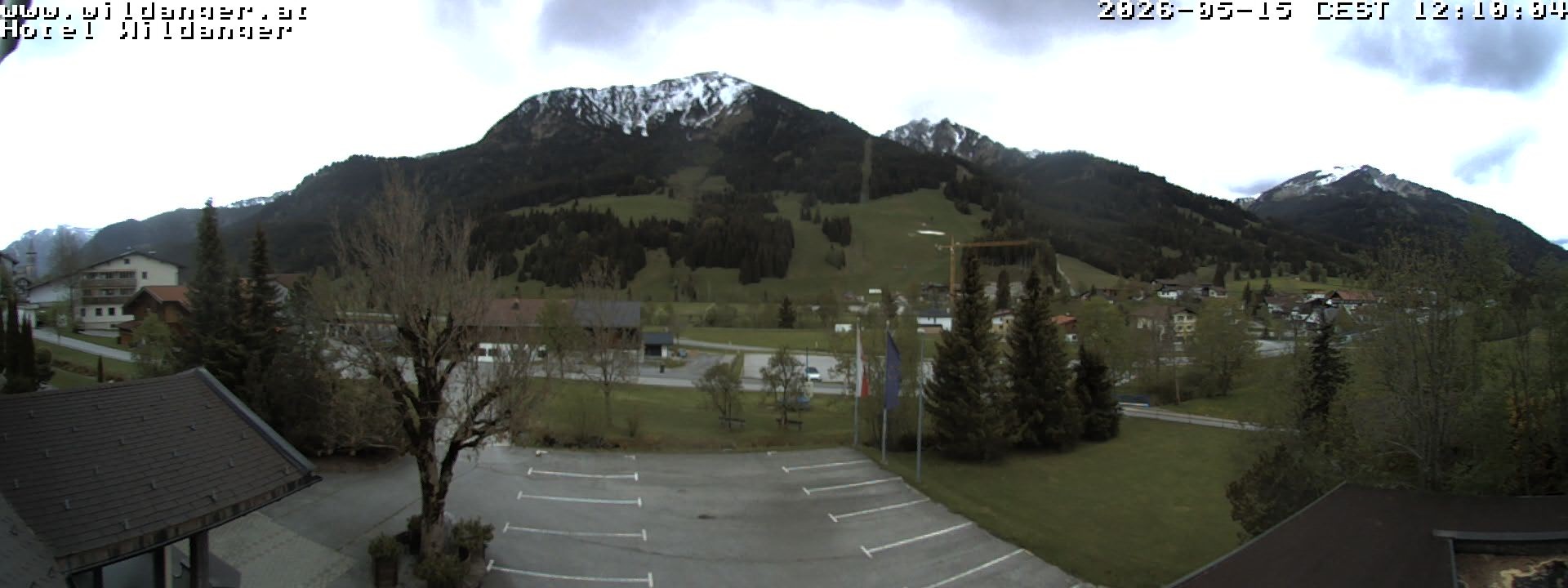 Archived image Webcam Hotel Wildanger - Zöblen