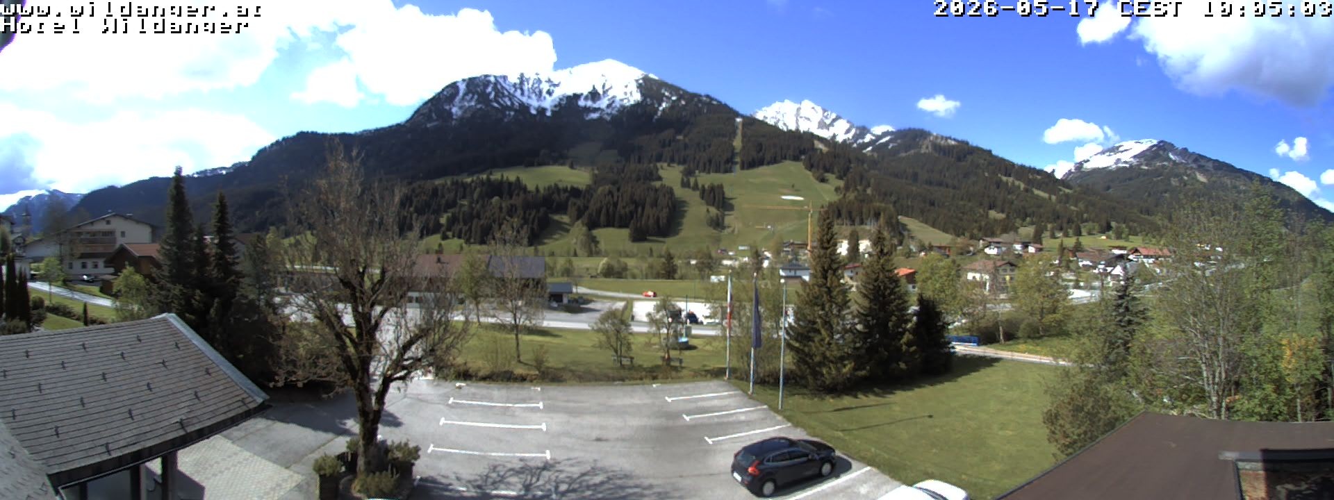 Archiv Foto Webcam Hotel Wildanger - Zöblen