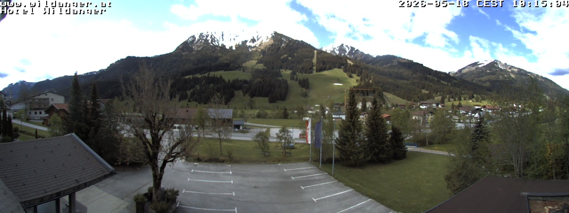 Archiv Foto Webcam Hotel Wildanger - Zöblen