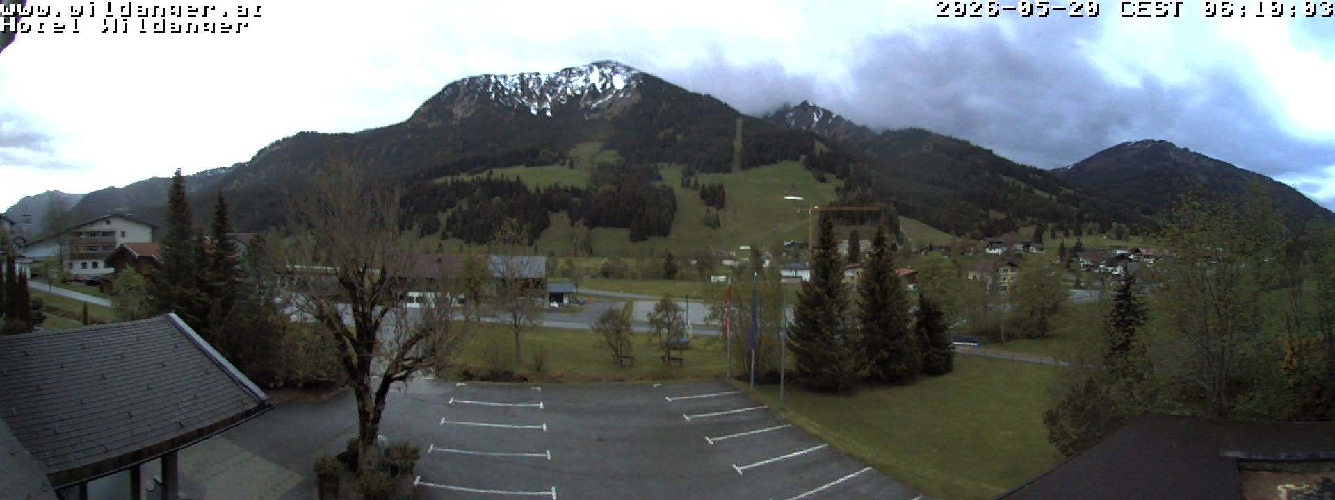 Archived image Webcam Hotel Wildanger - Zöblen