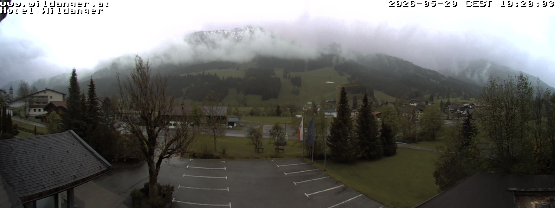 Archived image Webcam Hotel Wildanger - Zöblen