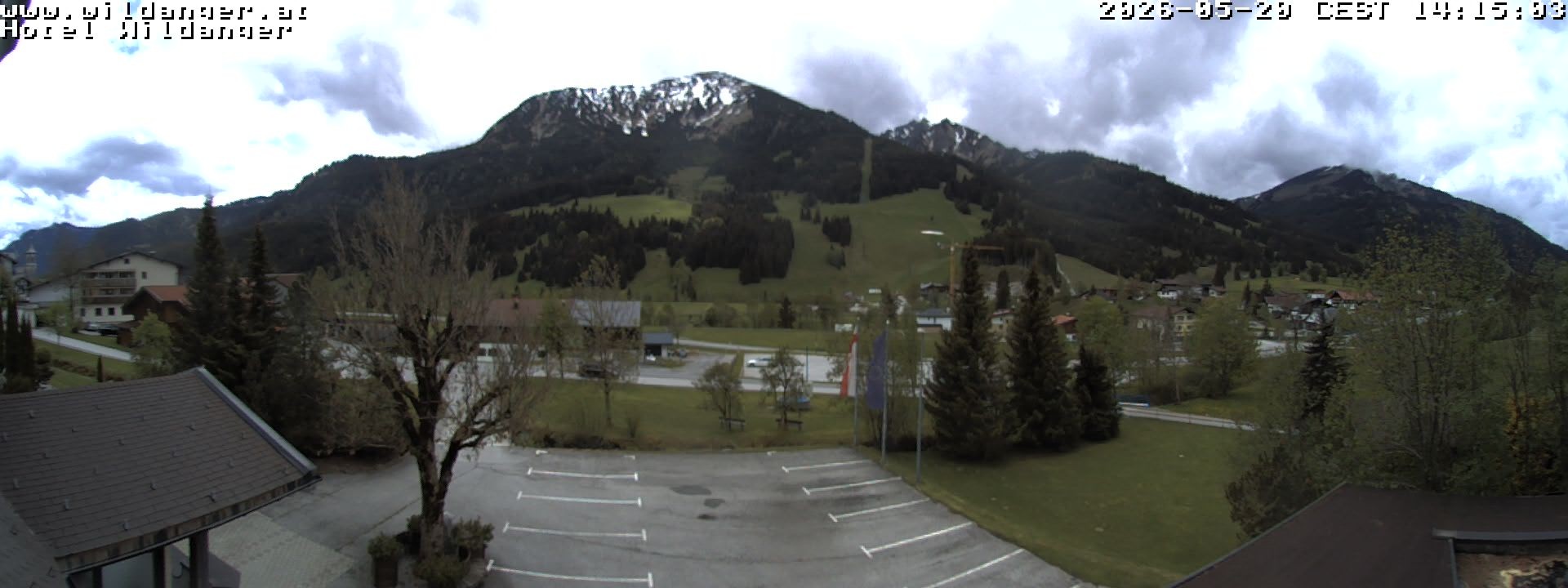 Archived image Webcam Hotel Wildanger - Zöblen