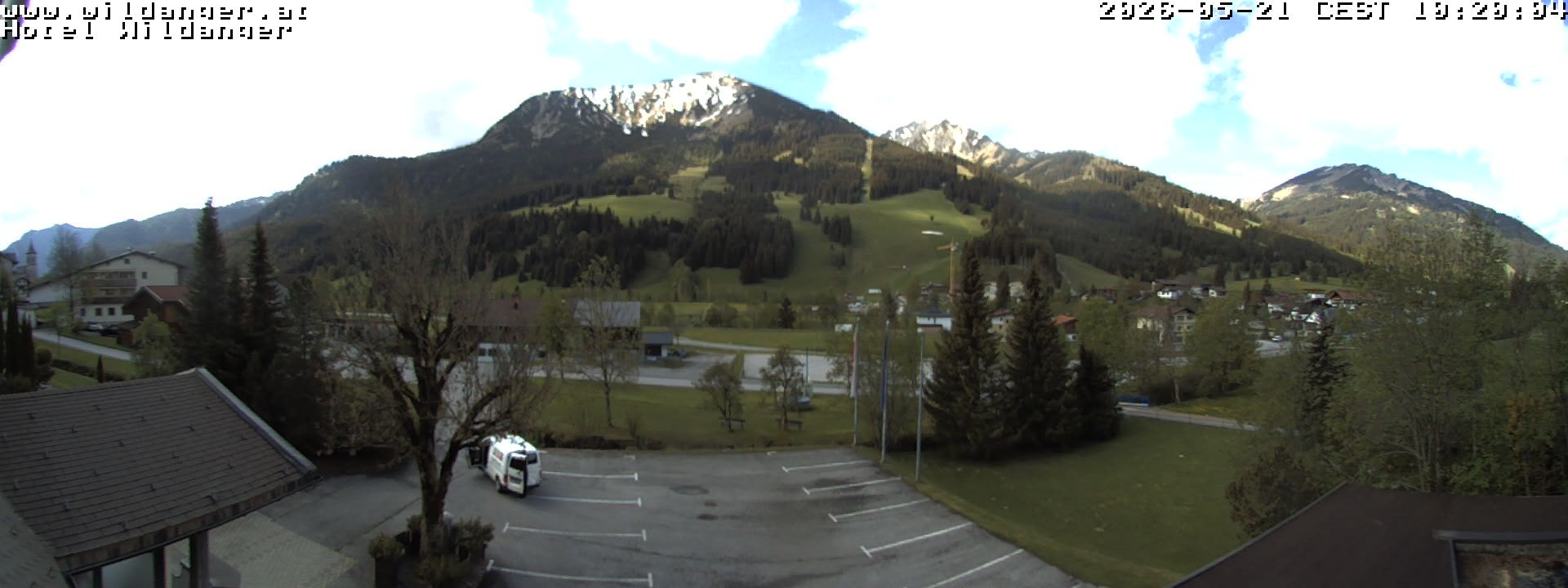 Archiv Foto Webcam Hotel Wildanger - Zöblen