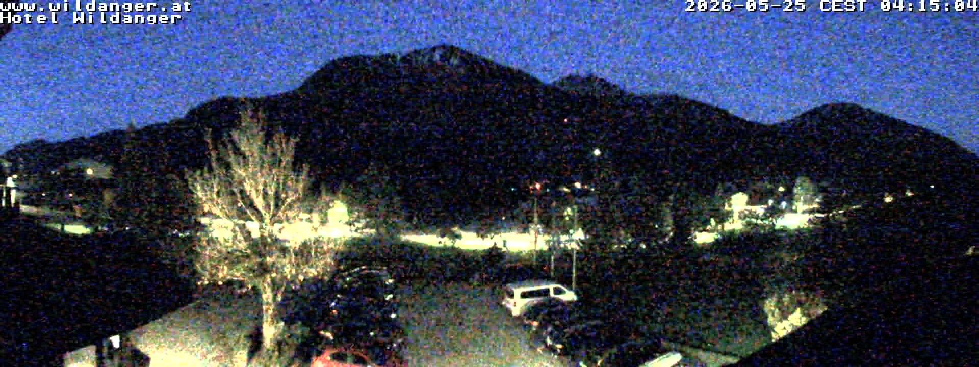Archived image Webcam Hotel Wildanger - Zöblen