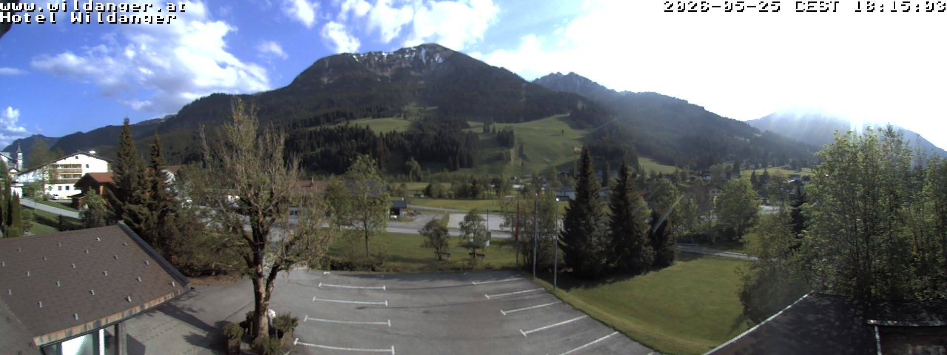 Archiv Foto Webcam Hotel Wildanger - Zöblen