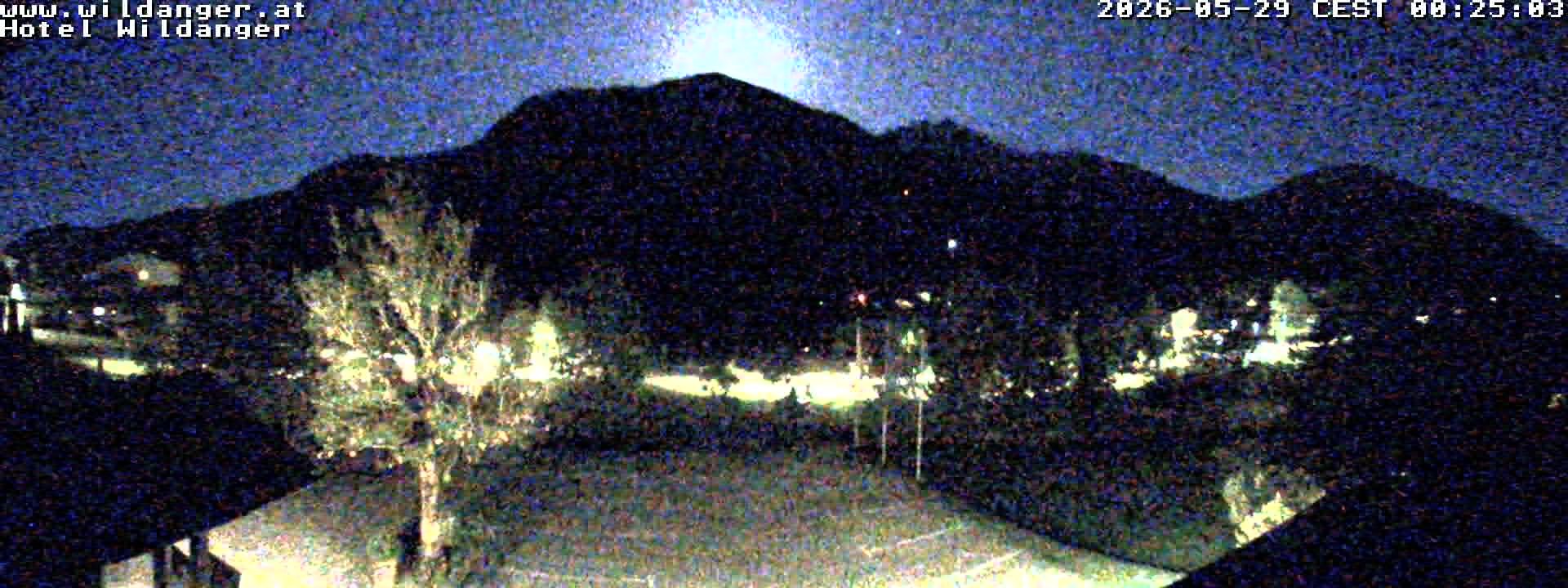 Archiv Foto Webcam Hotel Wildanger - Zöblen