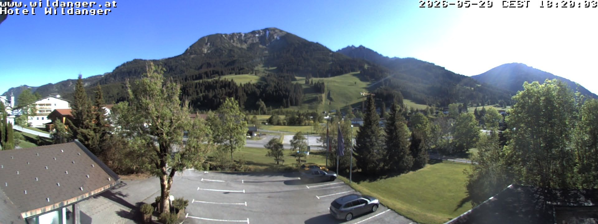 Archiv Foto Webcam Hotel Wildanger - Zöblen