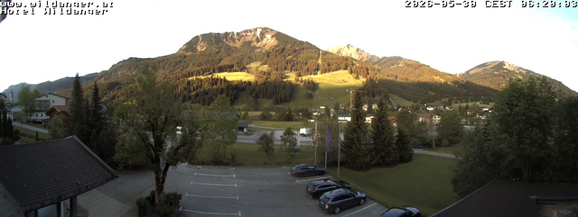 Archiv Foto Webcam Hotel Wildanger - Zöblen
