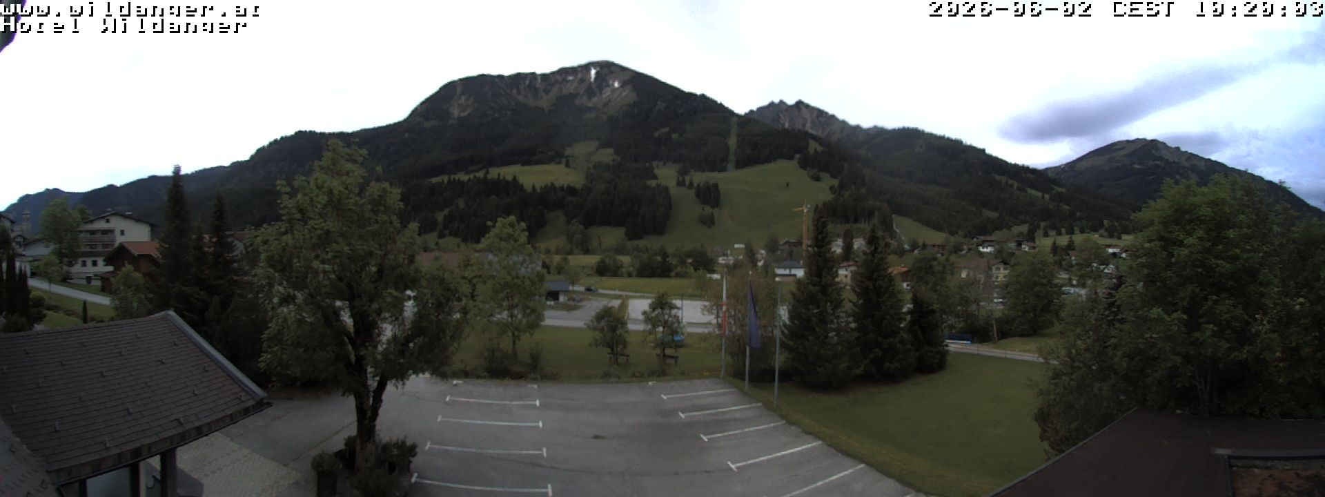 Archiv Foto Webcam Hotel Wildanger - Zöblen