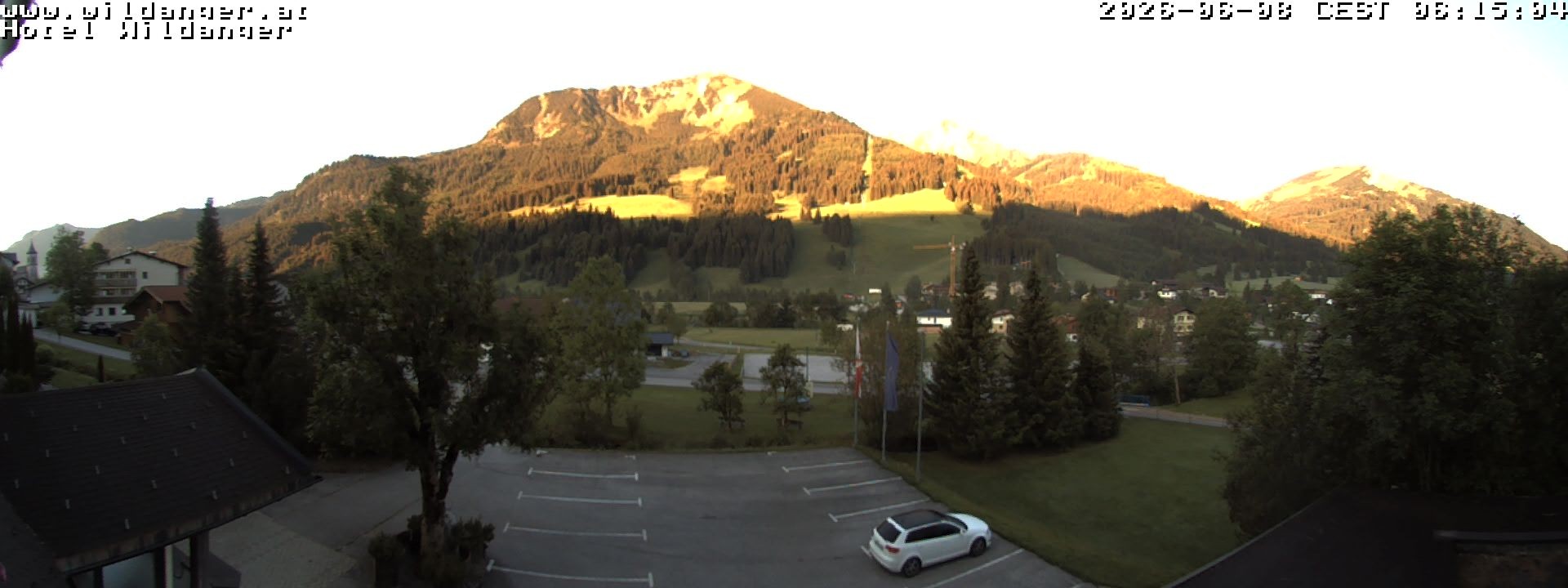 Archiv Foto Webcam Hotel Wildanger - Zöblen