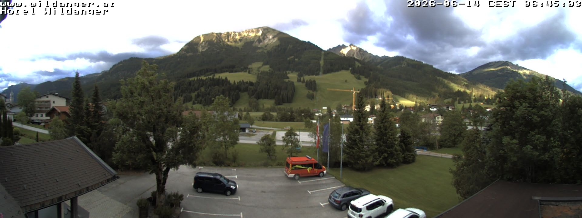 Archived image Webcam Hotel Wildanger - Zöblen