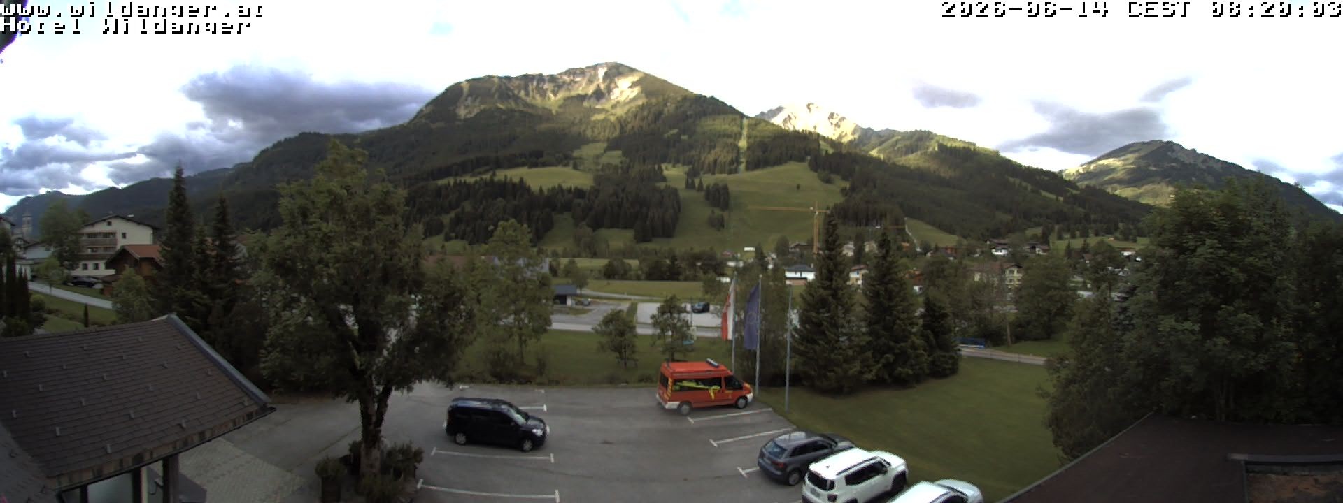 Archived image Webcam Hotel Wildanger - Zöblen