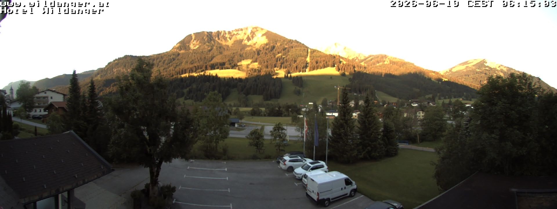 Archiv Foto Webcam Hotel Wildanger - Zöblen