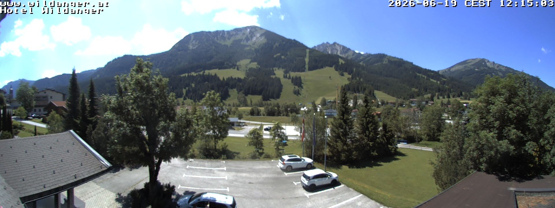 Archiv Foto Webcam Hotel Wildanger - Zöblen