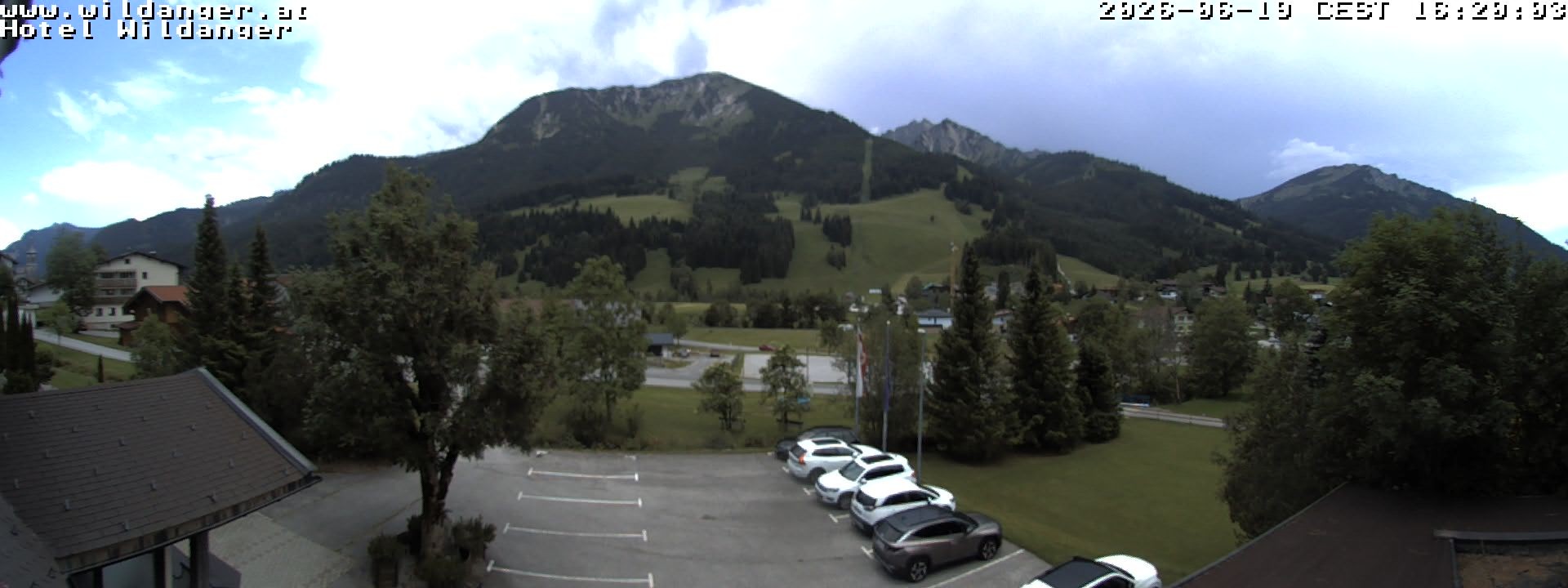Archiv Foto Webcam Hotel Wildanger - Zöblen