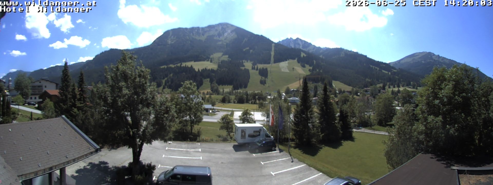 Archiv Foto Webcam Hotel Wildanger - Zöblen