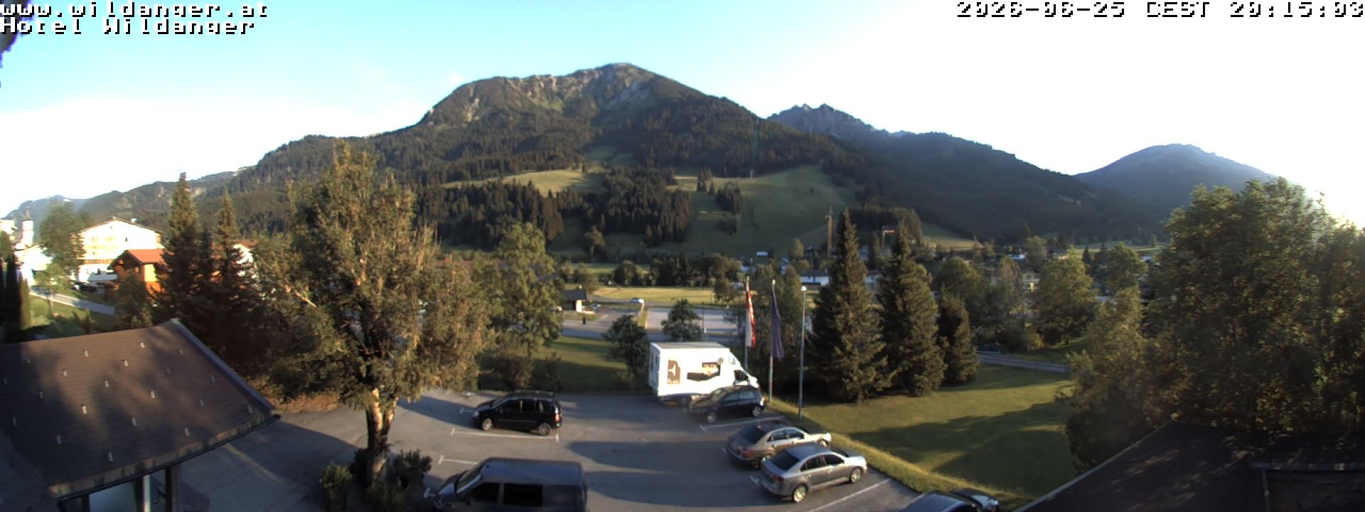 Archiv Foto Webcam Hotel Wildanger - Zöblen