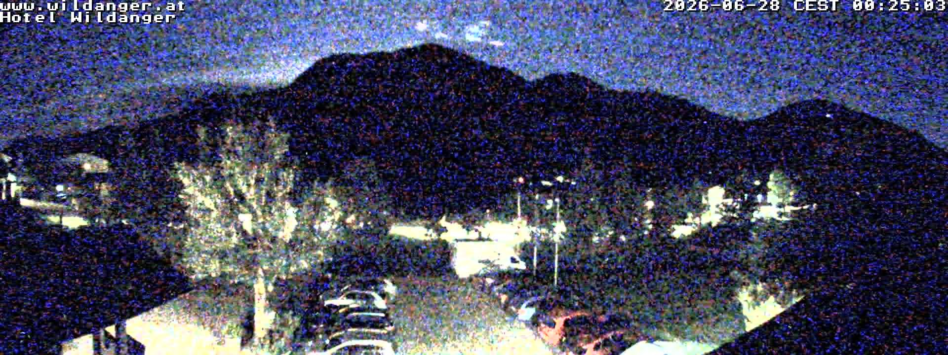 Archiv Foto Webcam Hotel Wildanger - Zöblen