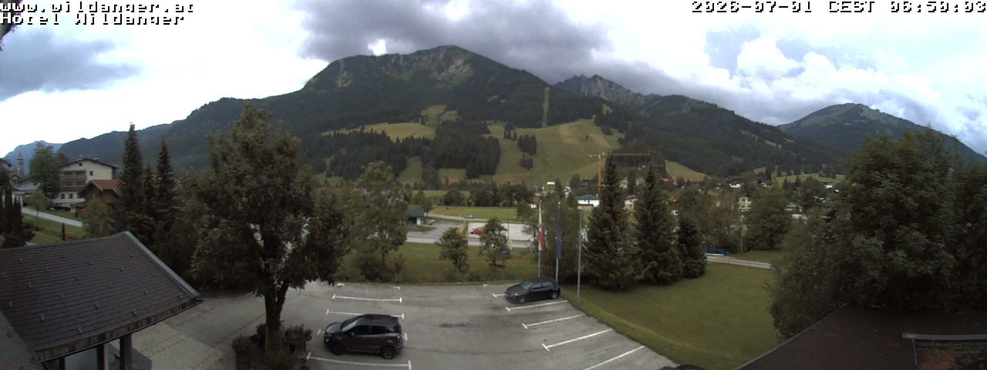 Archiv Foto Webcam Hotel Wildanger - Zöblen