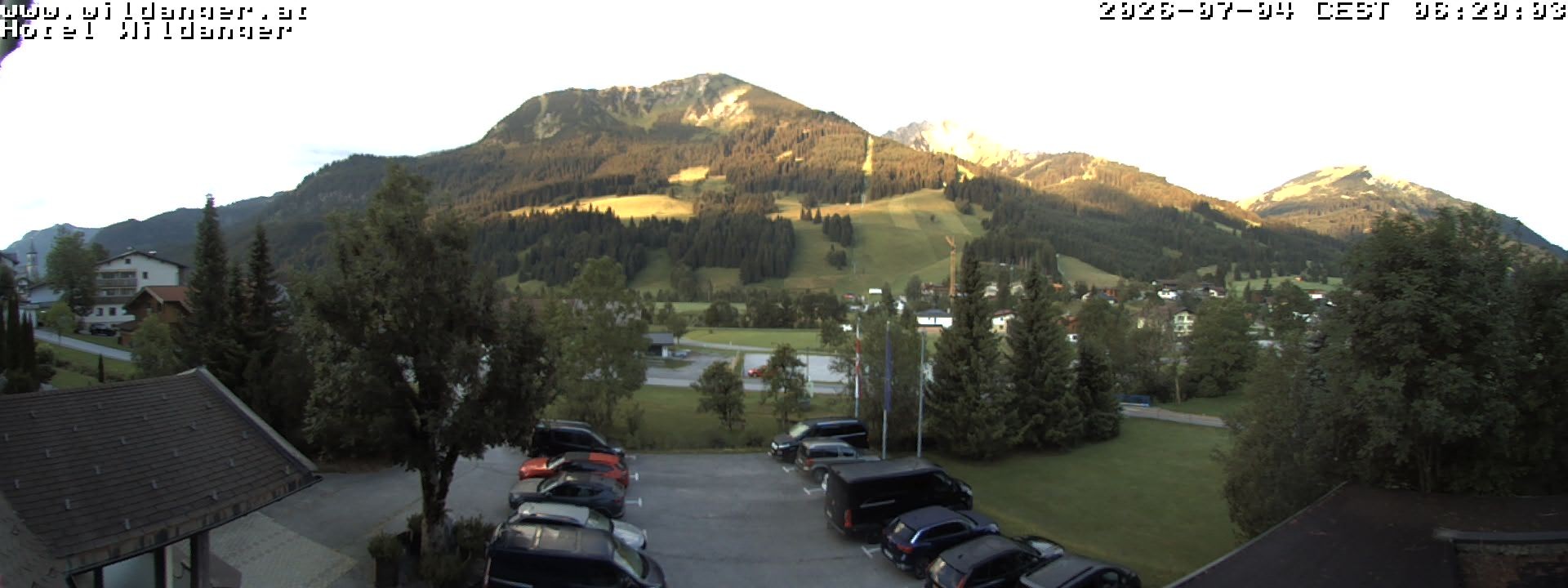 Archiv Foto Webcam Hotel Wildanger - Zöblen