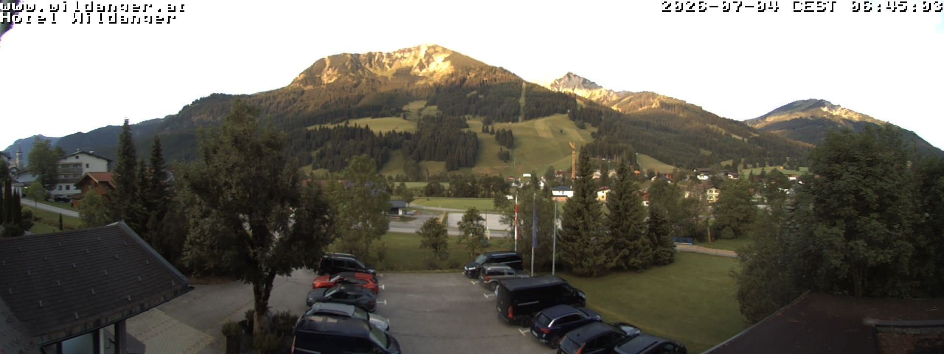 Archiv Foto Webcam Hotel Wildanger - Zöblen