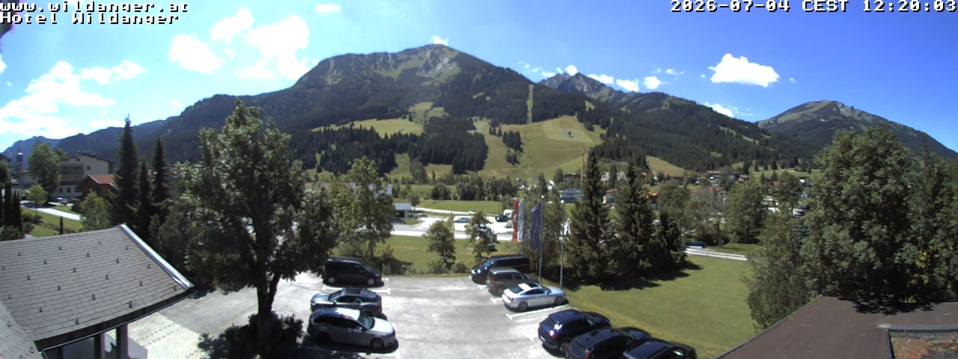 Archiv Foto Webcam Hotel Wildanger - Zöblen