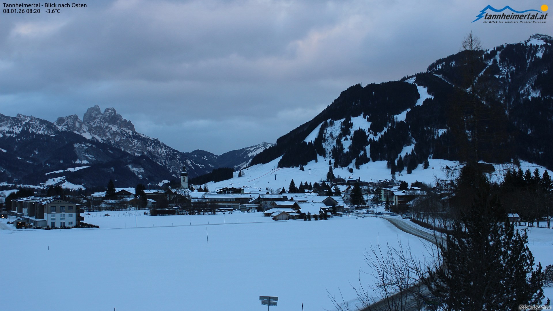 Archiv Foto Webcam Blick ins Tannheimer Tal