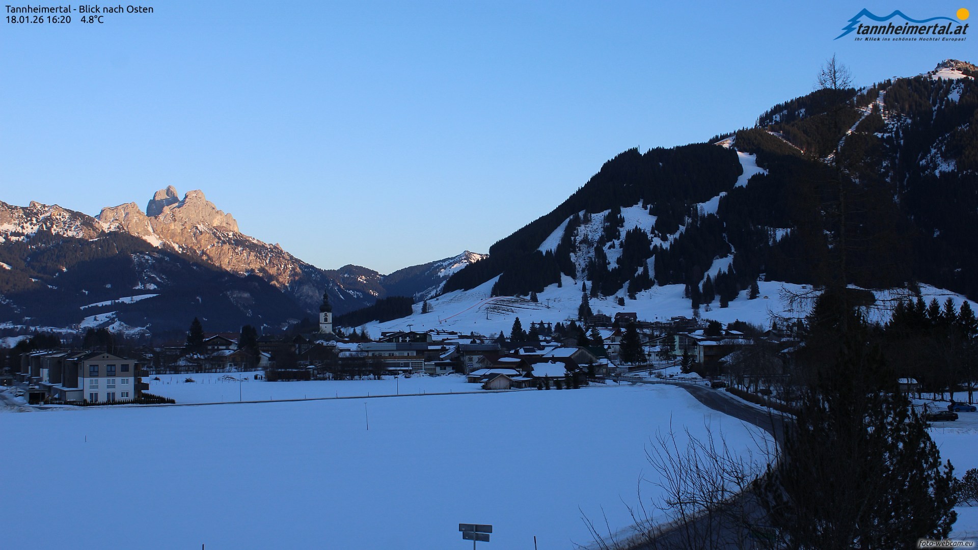 Archiv Foto Webcam Blick ins Tannheimer Tal