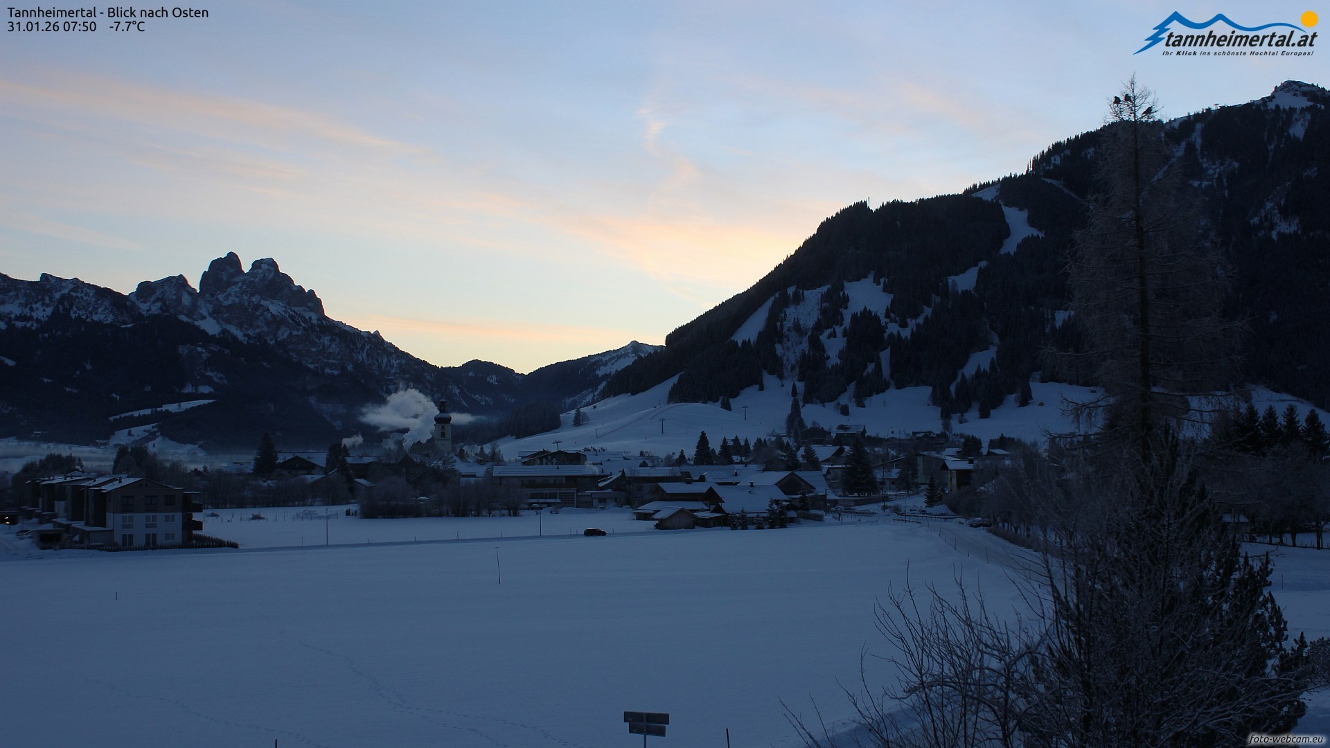Archiv Foto Webcam Blick ins Tannheimer Tal