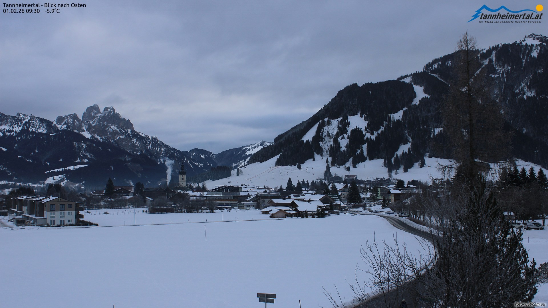 Archiv Foto Webcam Blick ins Tannheimer Tal