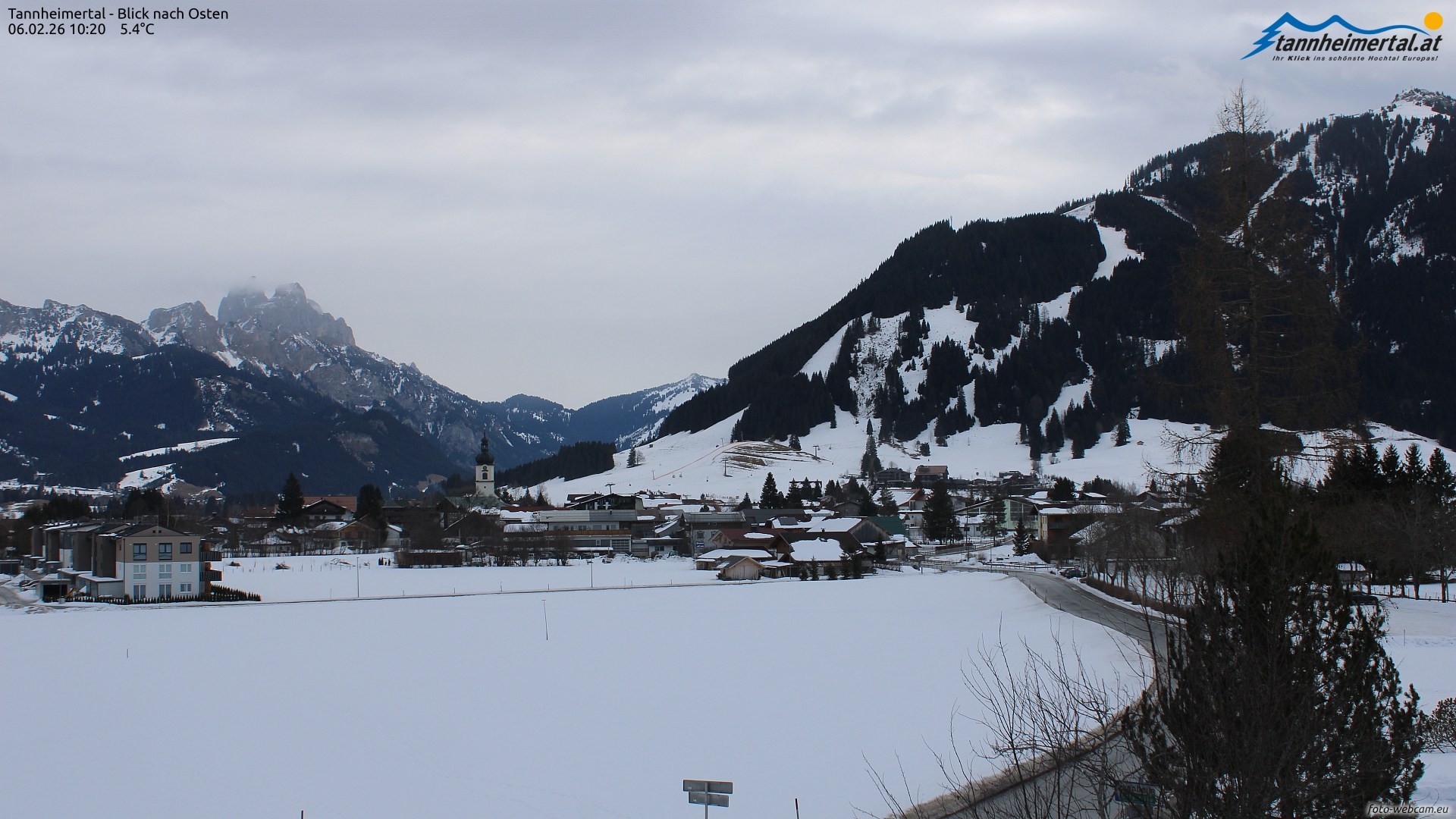 Archiv Foto Webcam Blick ins Tannheimer Tal