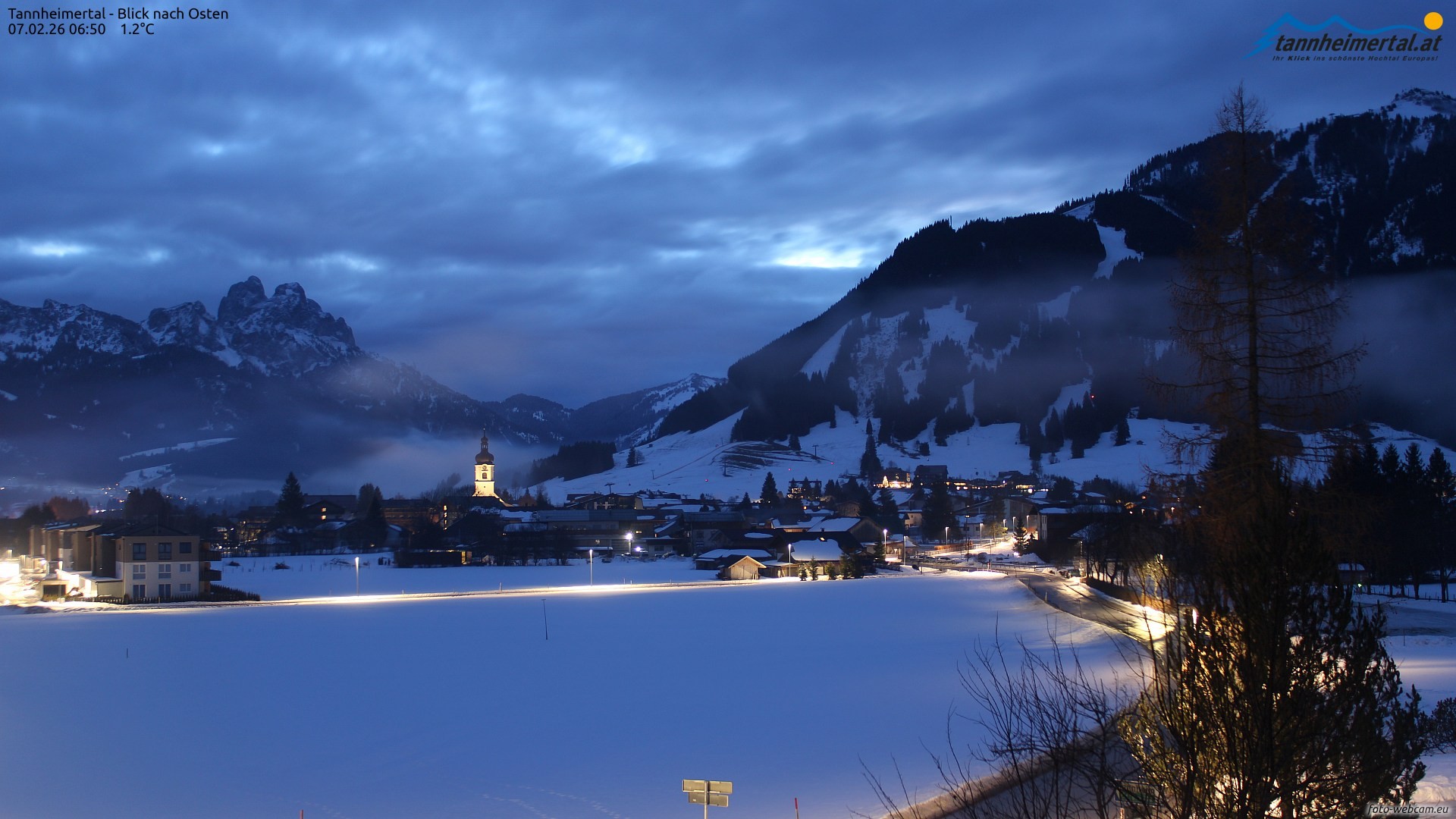 Archiv Foto Webcam Blick ins Tannheimer Tal