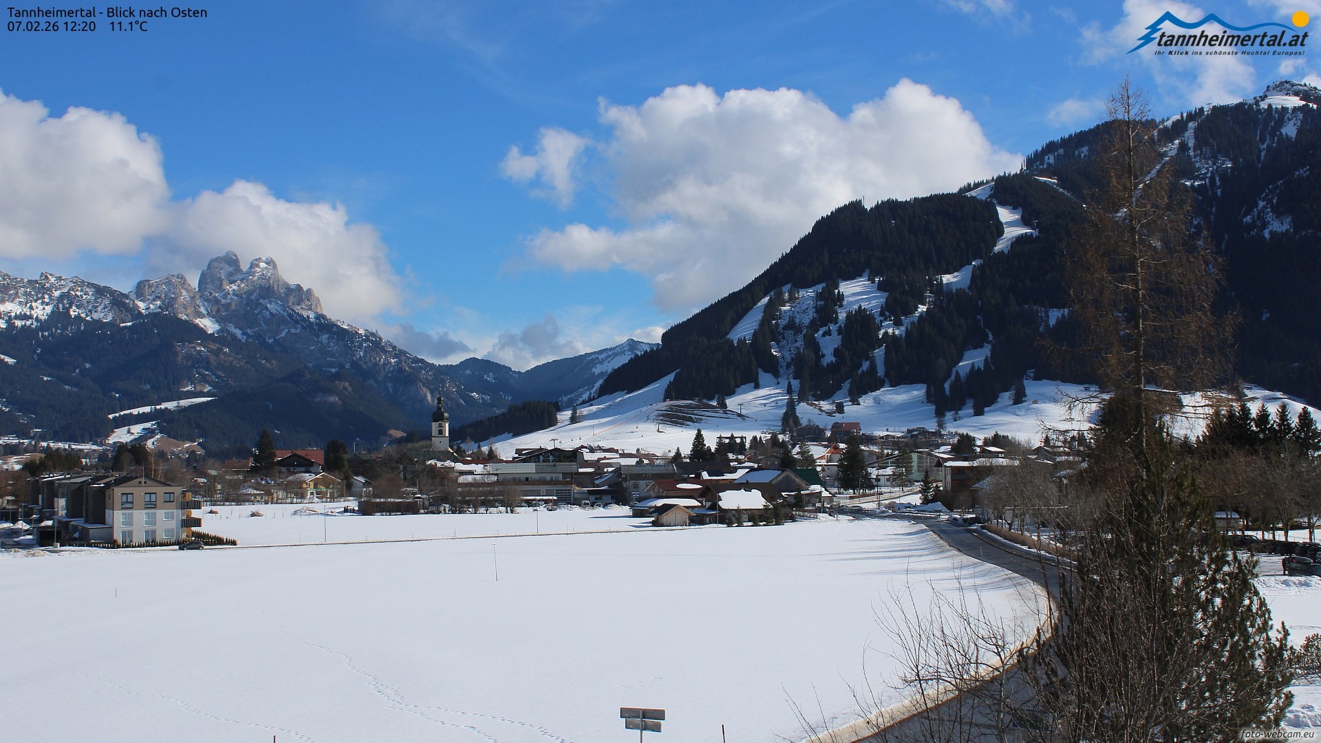Archiv Foto Webcam Blick ins Tannheimer Tal