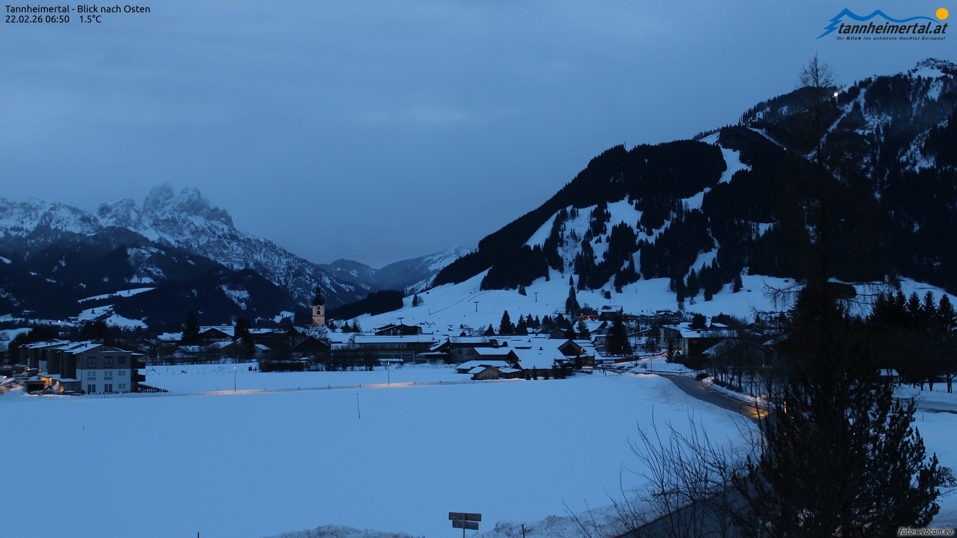 Archiv Foto Webcam Blick ins Tannheimer Tal