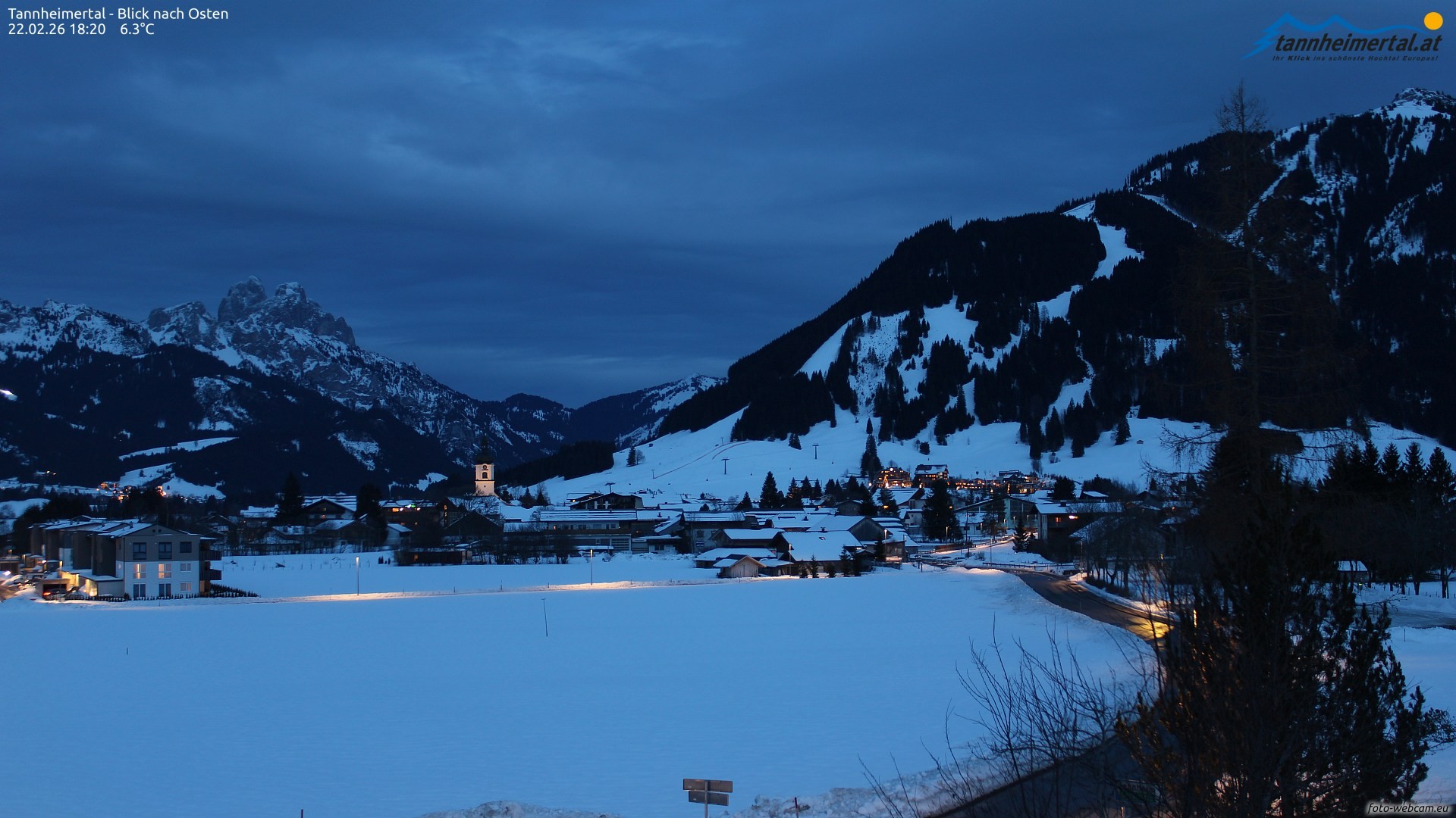 Archiv Foto Webcam Blick ins Tannheimer Tal