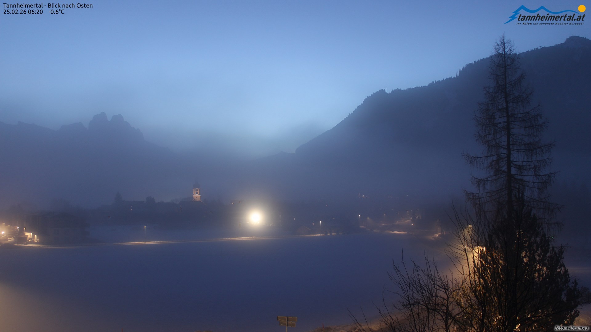 Archiv Foto Webcam Blick ins Tannheimer Tal