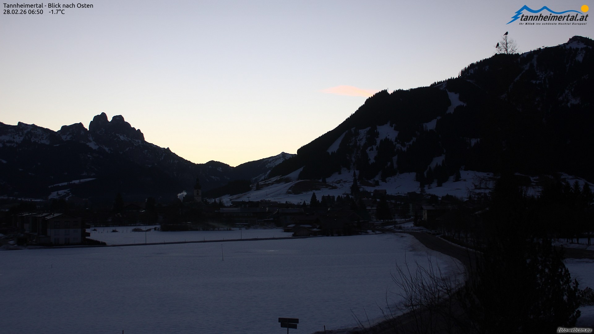 Archiv Foto Webcam Blick ins Tannheimer Tal