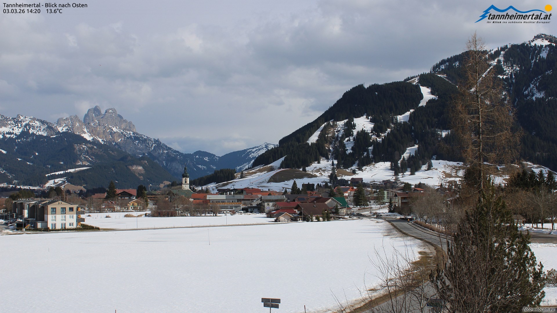 Archiv Foto Webcam Blick ins Tannheimer Tal