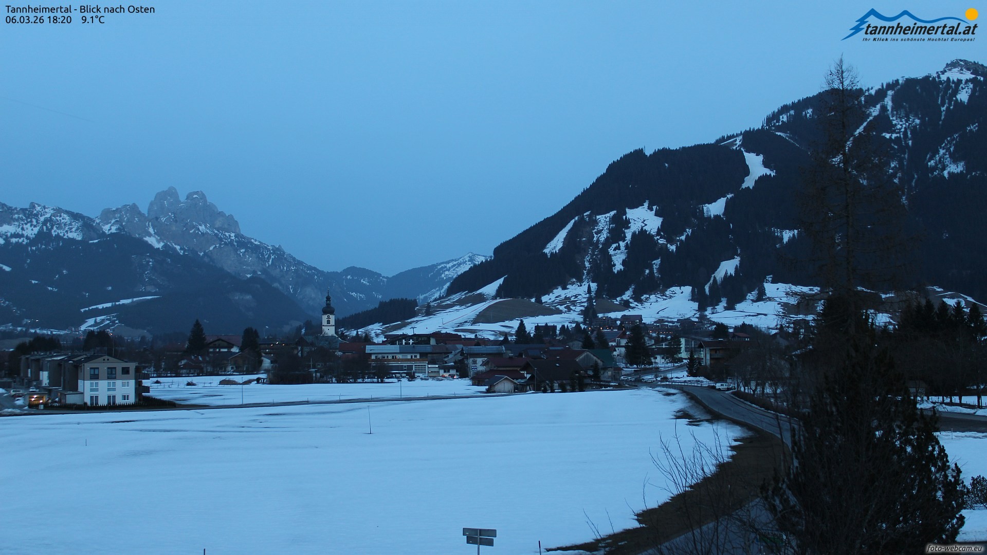 Archiv Foto Webcam Blick ins Tannheimer Tal