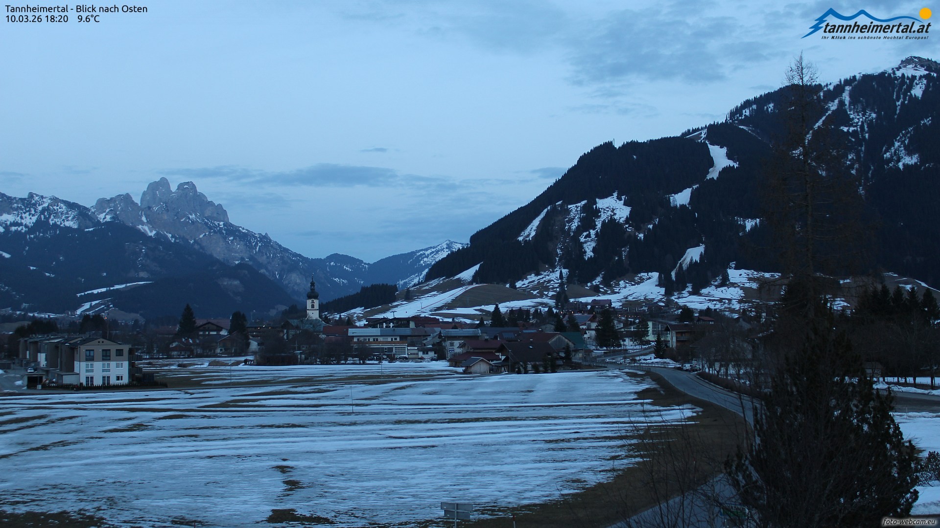 Archiv Foto Webcam Blick ins Tannheimer Tal