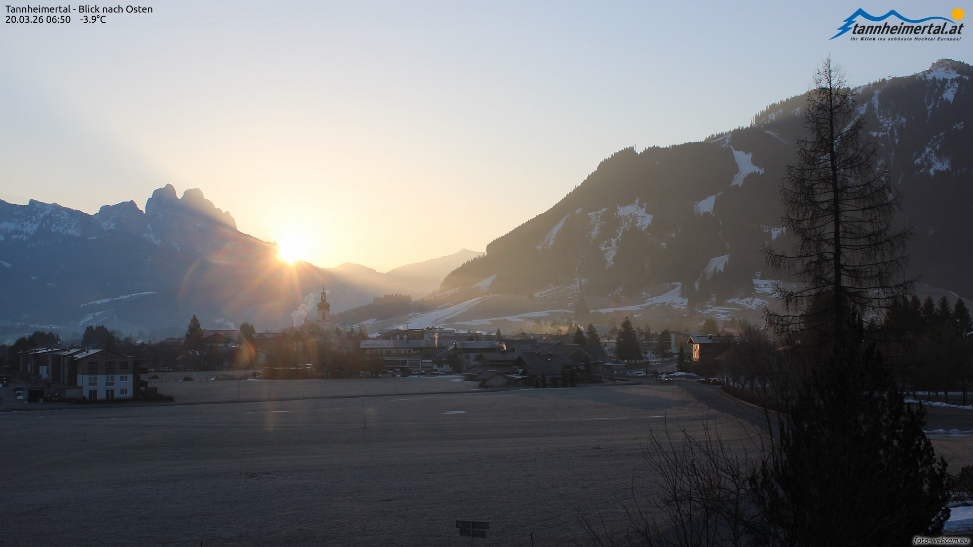 Archiv Foto Webcam Blick ins Tannheimer Tal