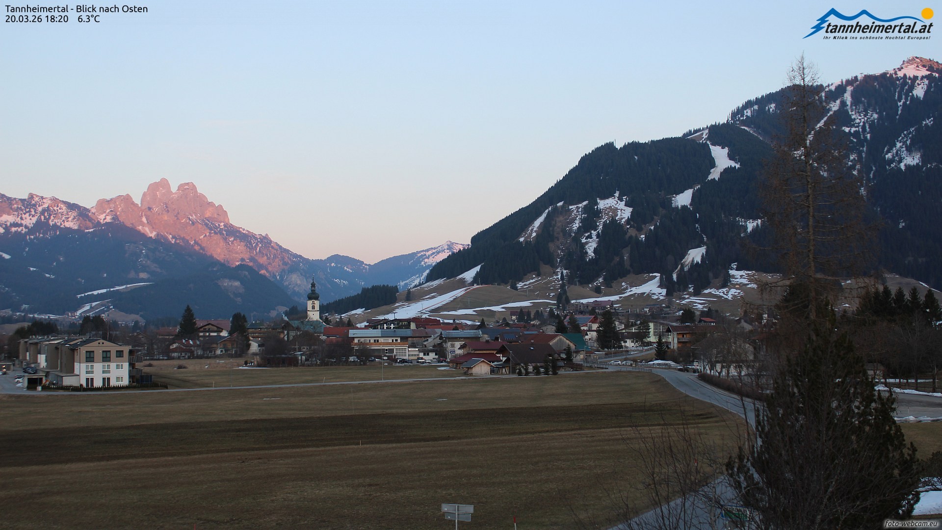 Archiv Foto Webcam Blick ins Tannheimer Tal