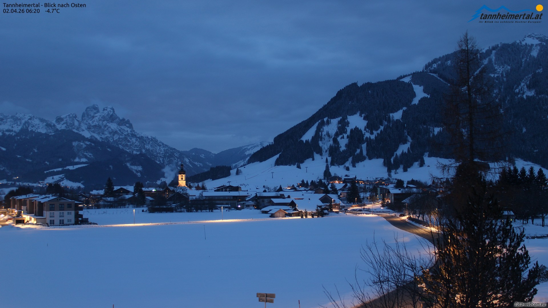 Archiv Foto Webcam Blick ins Tannheimer Tal