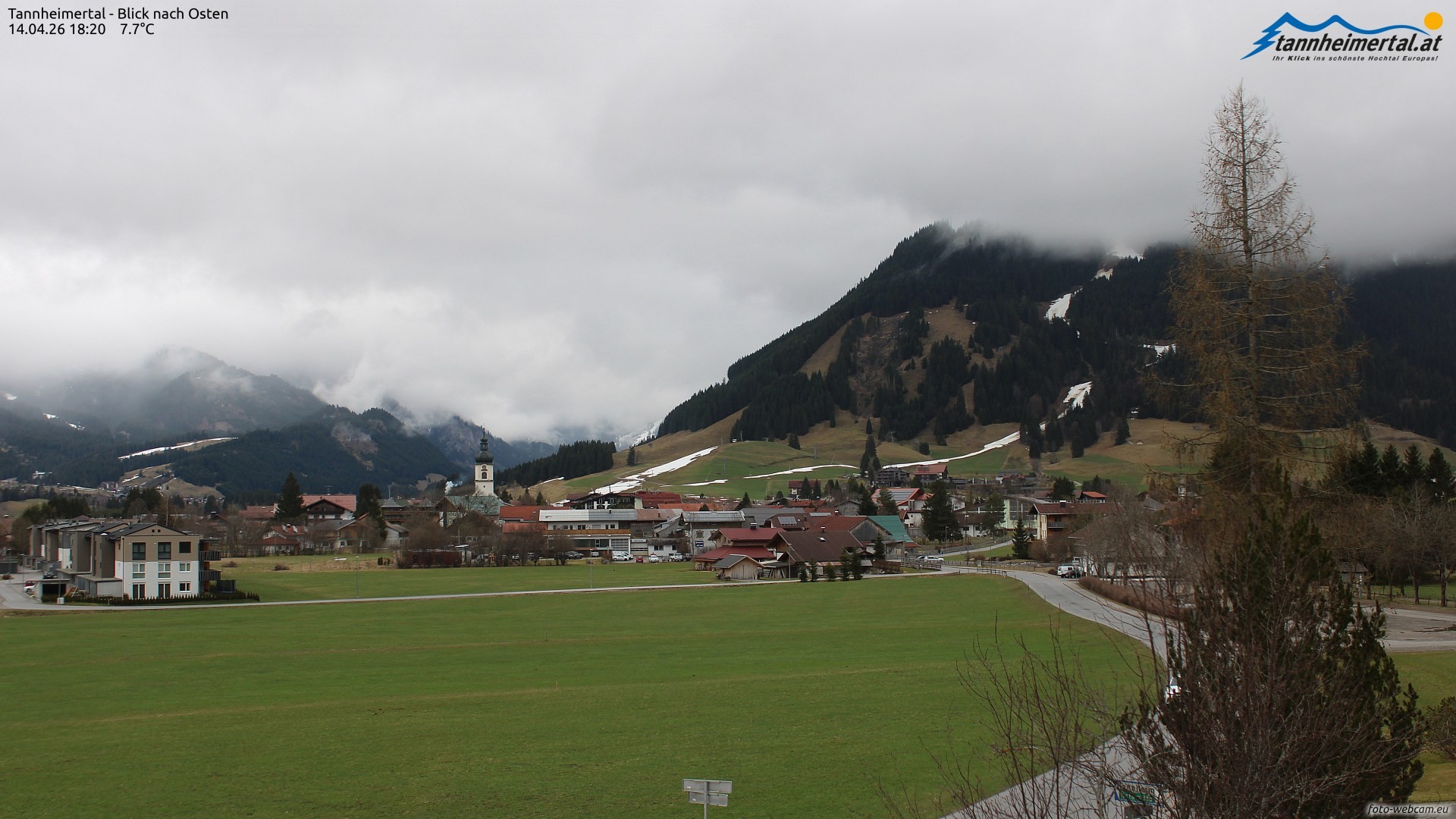 Archiv Foto Webcam Blick ins Tannheimer Tal