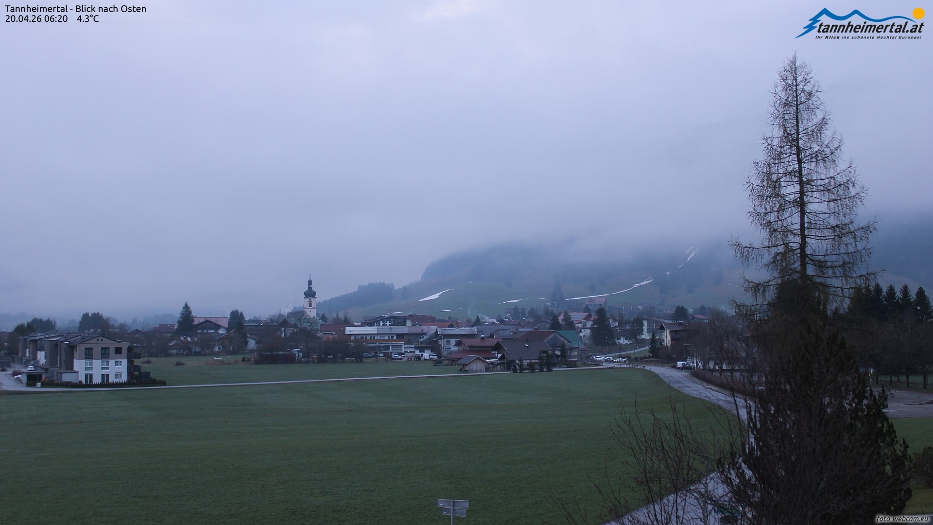 Archiv Foto Webcam Blick ins Tannheimer Tal