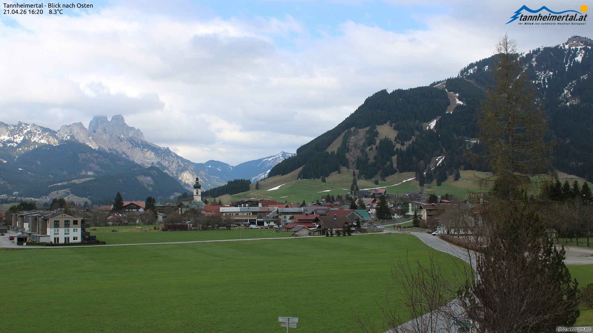 Archiv Foto Webcam Blick ins Tannheimer Tal