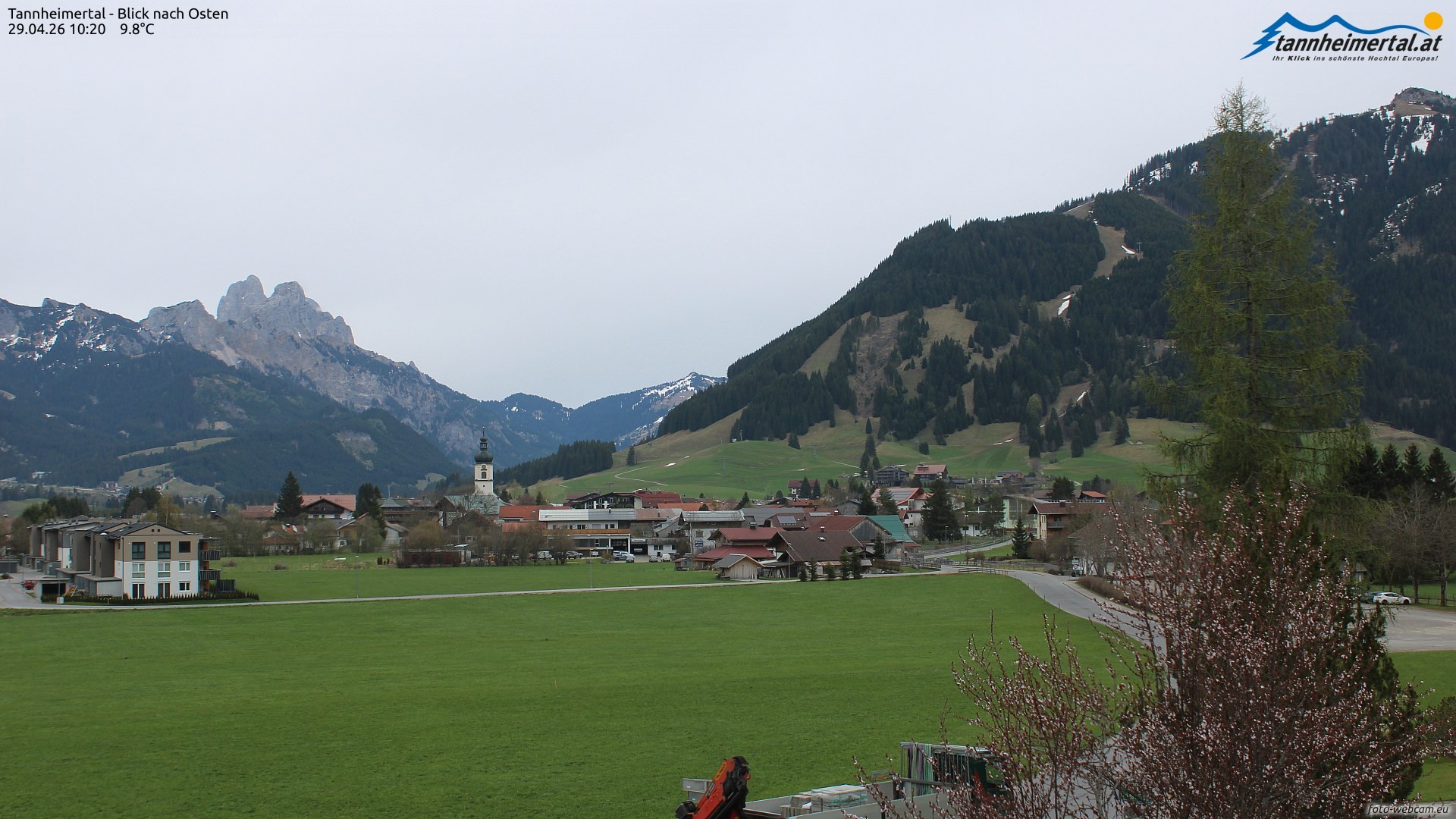 Archiv Foto Webcam Blick ins Tannheimer Tal